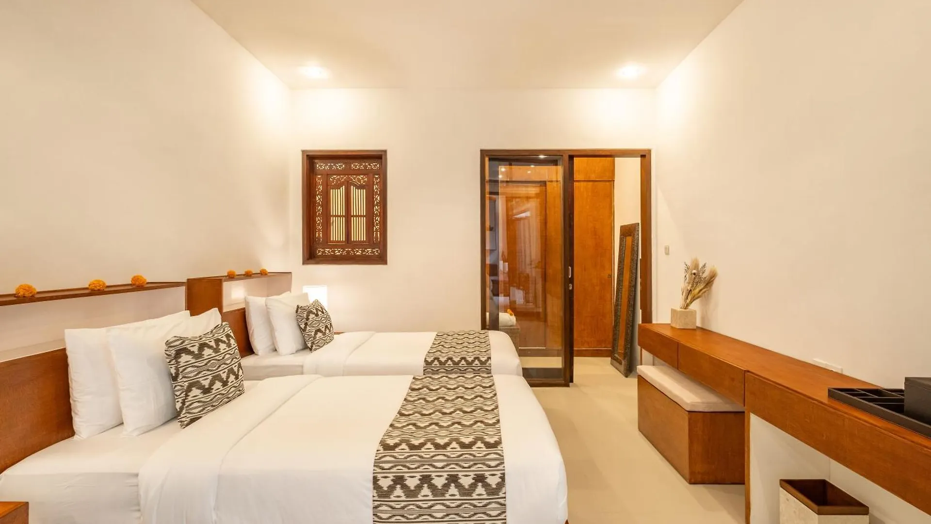 Seven Residence Kerobokan  Villa