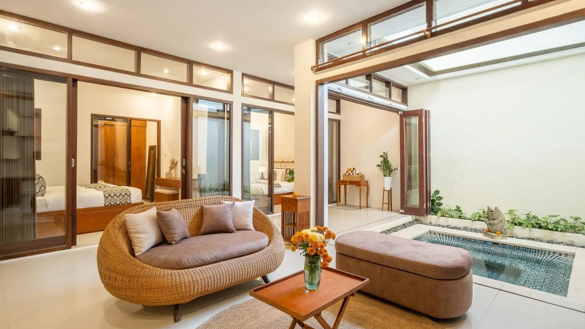 Villa Seven Residence Kerobokan  Indonesia