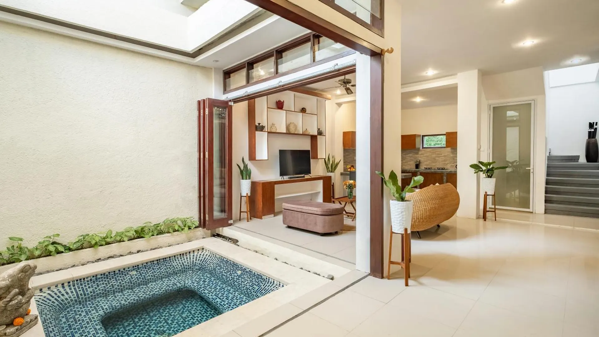 Seven Residence Kerobokan  Villa Seminyak (Bali)