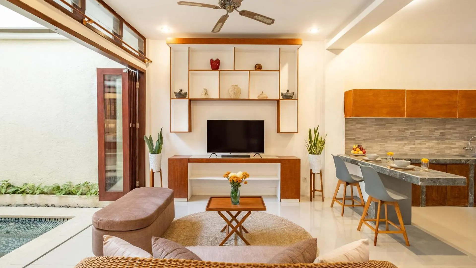 Seven Residence Kerobokan  0*, Seminyak (Bali) Indonesia