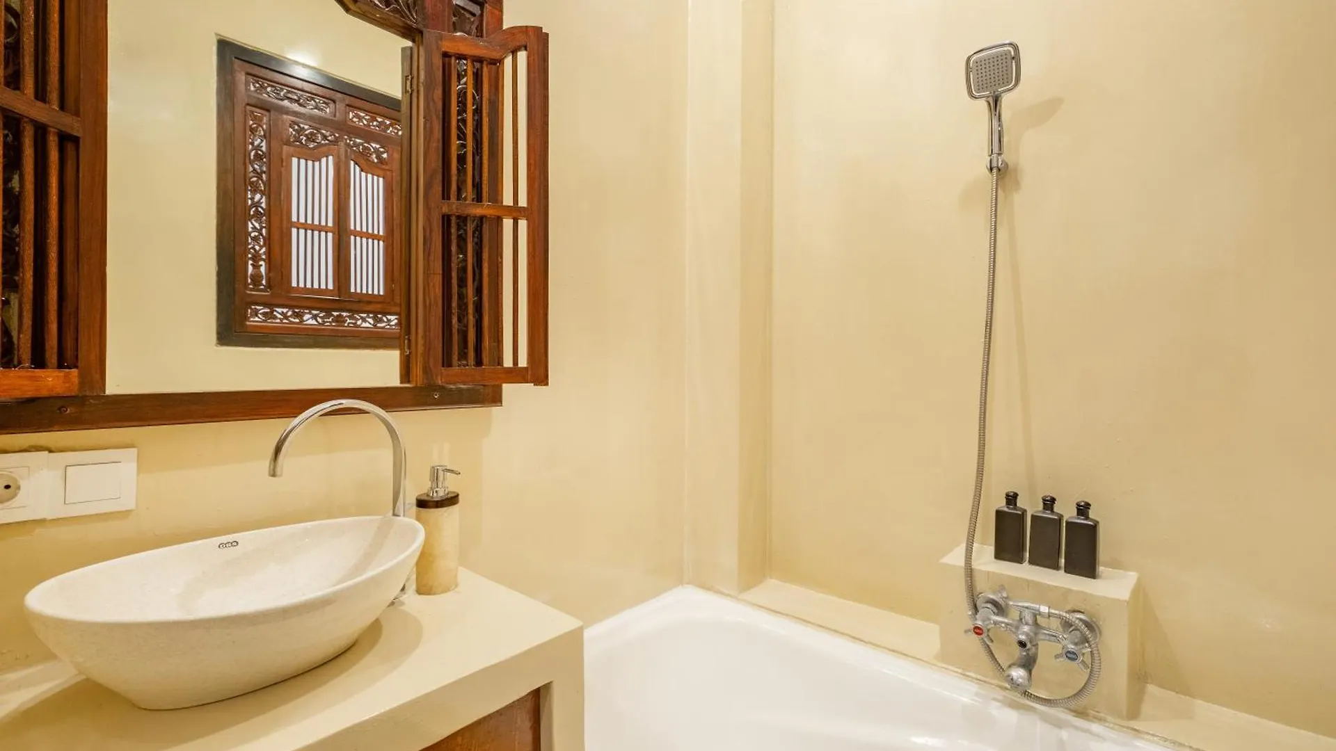 Seven Residence Kerobokan  0*, Seminyak (Bali) Indonesia